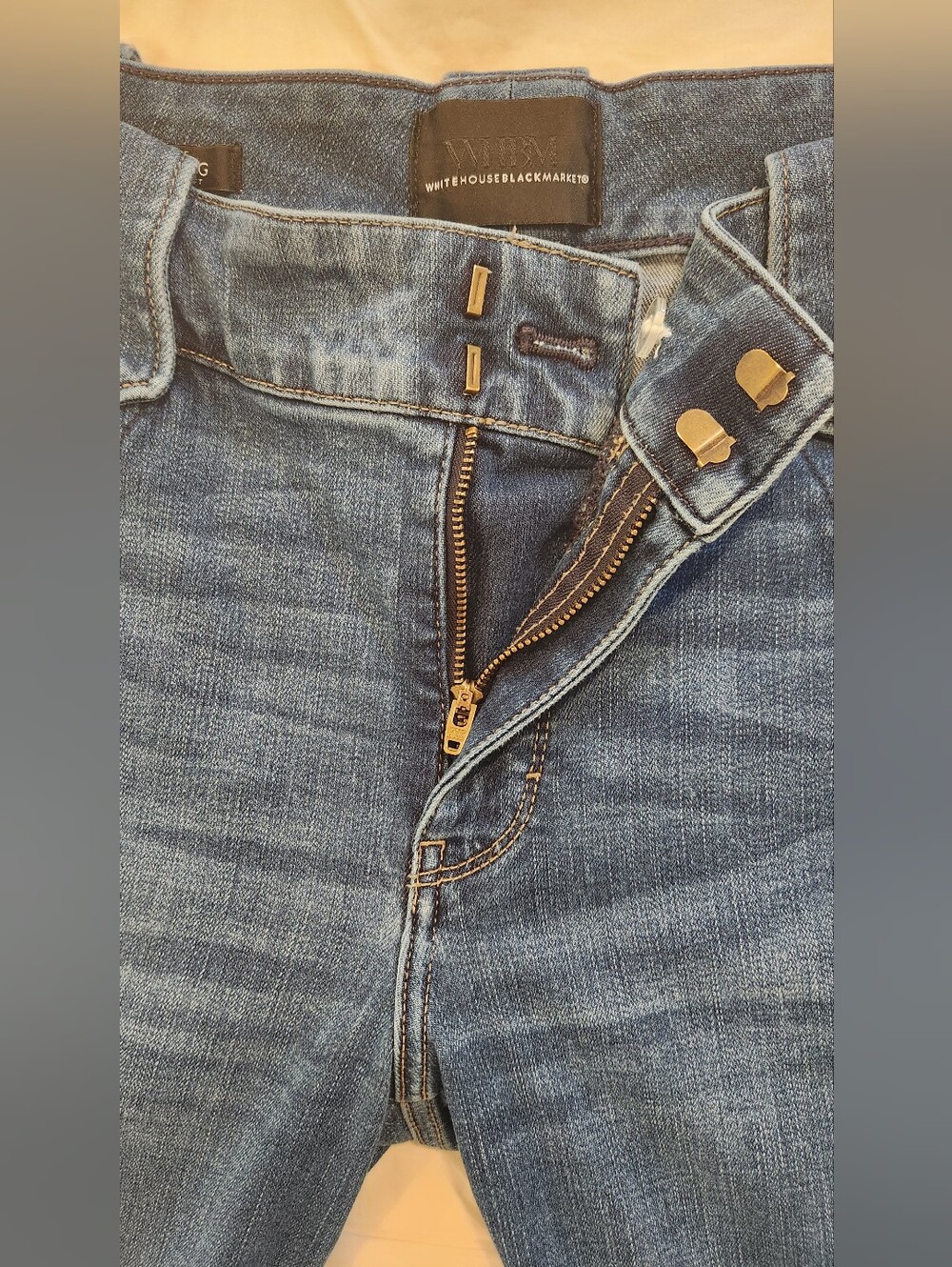 White House Black Market High Rise Mariner Wide Leg Jeans Size 6 - Picture 4 of 10